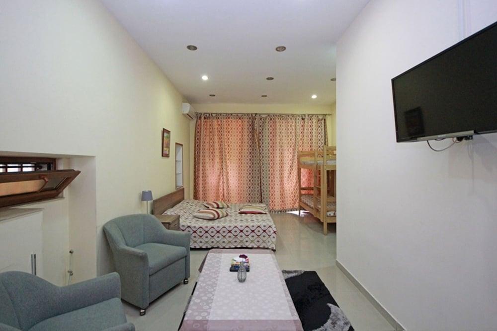Yerevan Hostel Екстериор снимка