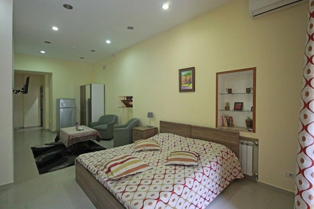 Yerevan Hostel Екстериор снимка