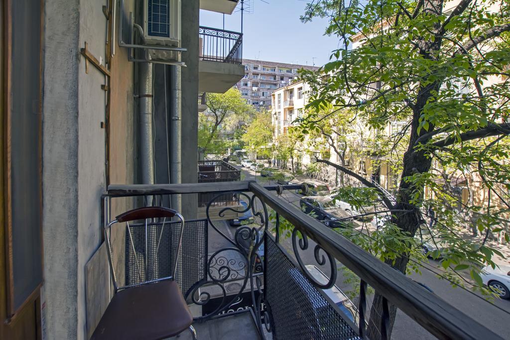 Yerevan Hostel Екстериор снимка