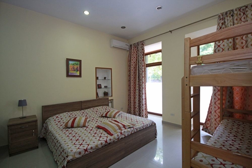 Yerevan Hostel Екстериор снимка